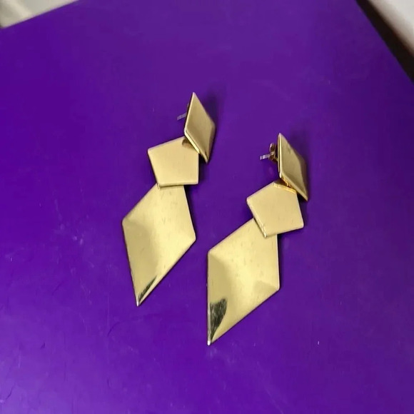 Geometric Shapes Gold Earrings - Picture 4 of 5